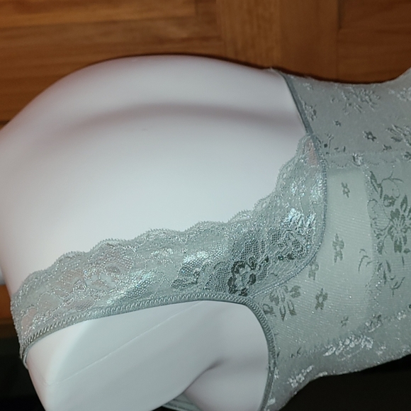 Beautiful Sage Lacy Body Shapewear - Picture 7 of 13